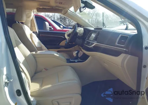 2015 Toyota Highlander Limited Platinum V6 z USA, uszkodzony, nr VIN 5TDDKRFH1FS207676